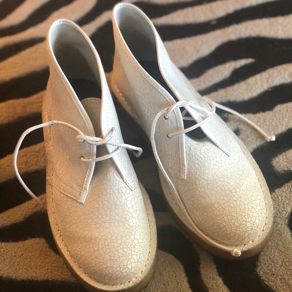Tory Burch White Oxford Lace-up Shoe